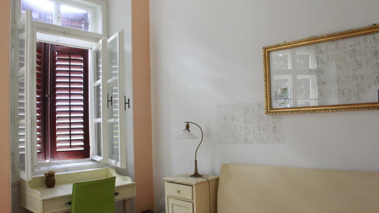 In The Center & Nice & Quiet Пула Екстериор снимка
